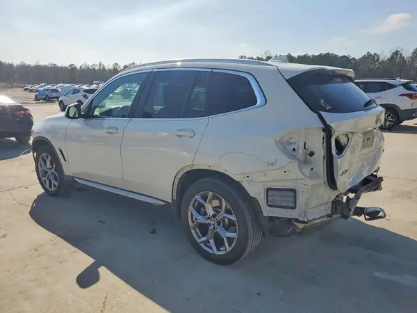 5UX53DP08R9U21806 2024 BMW X3 - Image 2