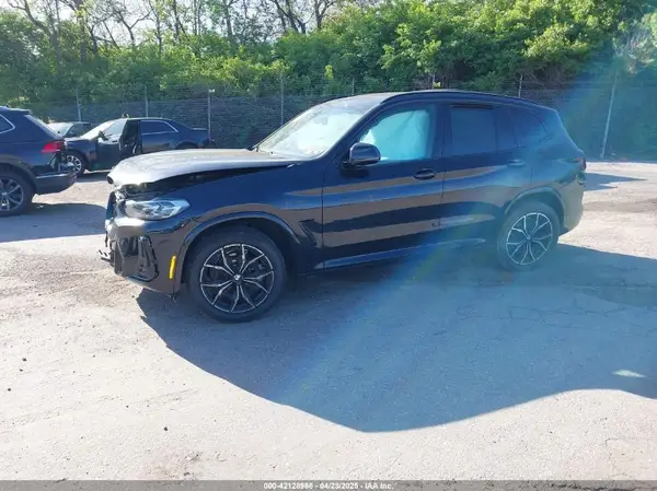 5UX53DP08R9V36583 2024 BMW X3 - Image 2