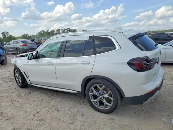 5UX53DP08R9W13386 2024 BMW X3 - Image 2