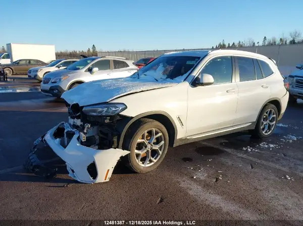 5UX53DP08R9W61907 2024 BMW X3 - Image 2