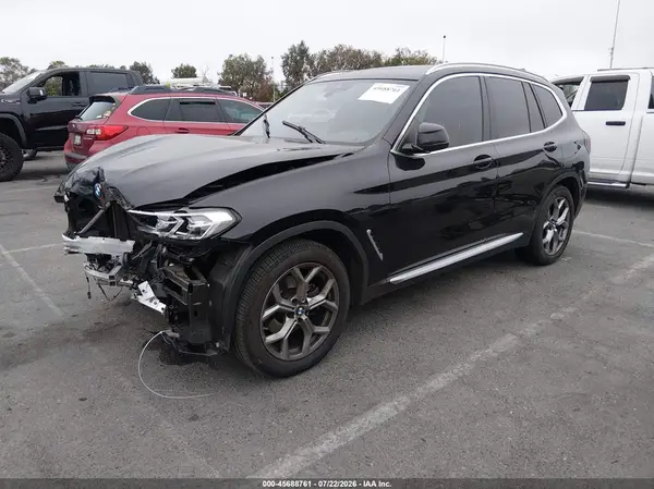 5UX53DP09N9J19970 2022 BMW X3 - Image 2