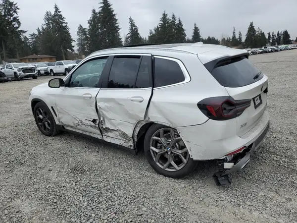 5UX53DP09N9L14810 2022 BMW X3 - Image 2