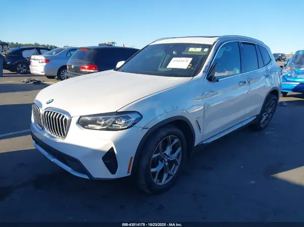 5UX53DP09N9L35267 2022 BMW X3 - Image 2