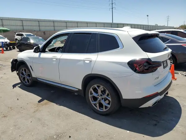 5UX53DP09N9L51498 2022 BMW X3 - Image 2
