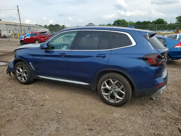 5UX53DP09N9M16804 2022 BMW X3 - Image 2