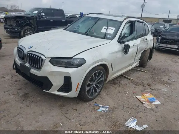 5UX53DP09N9M44229 2022 BMW X3 - Image 2