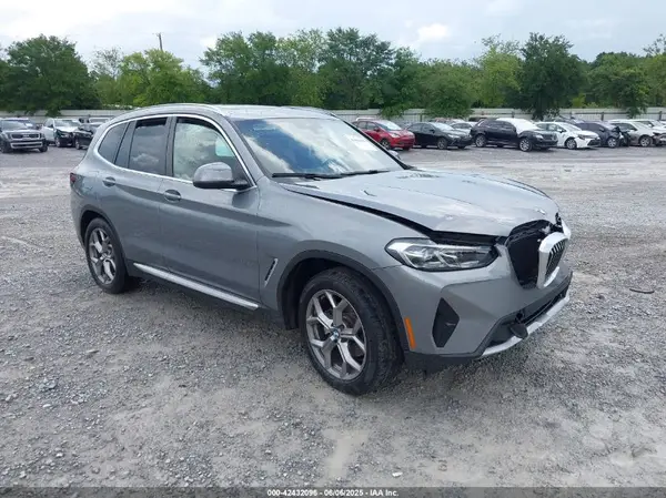 5UX53DP09P9N80962 2023 BMW X3 - Image 1