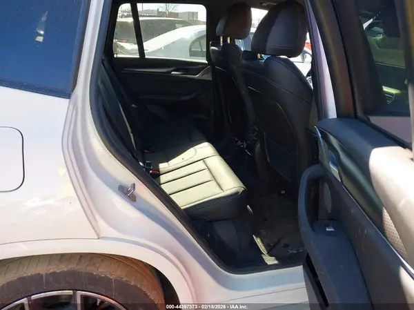 5UX53DP09R9T38675 2024 BMW X3 - Image 8