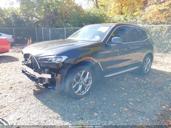 5UX53DP09R9U03203 2024 BMW X3 - Image 2