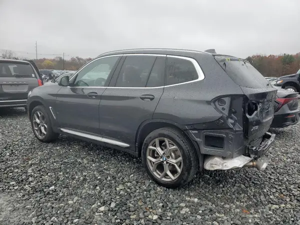 5UX53DP09R9U90696 2024 BMW X3 - Image 2