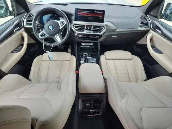 5UX53DP09R9V86358 2024 BMW X3 - Image 8