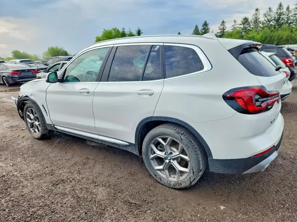 5UX53DP09R9W60930 2024 BMW X3 - Image 2