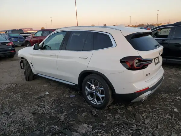5UX53DP09R9W84273 2024 BMW X3 - Image 2