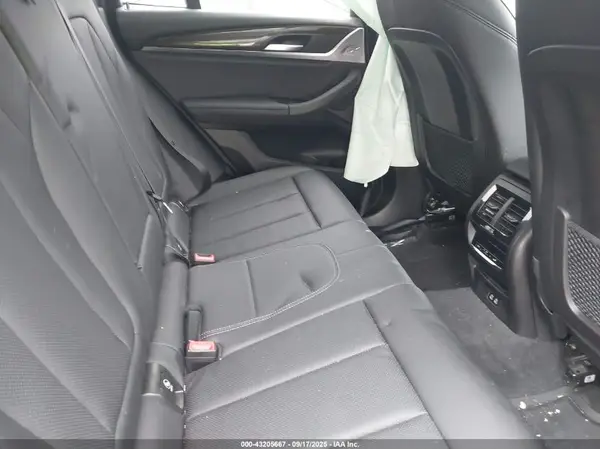 5UX53DP0XN9J20450 2022 BMW X3 - Image 8