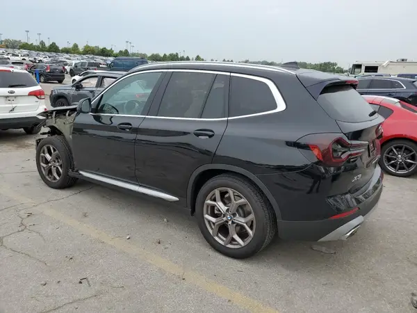 5UX53DP0XN9J41945 2022 BMW X3 - Image 2