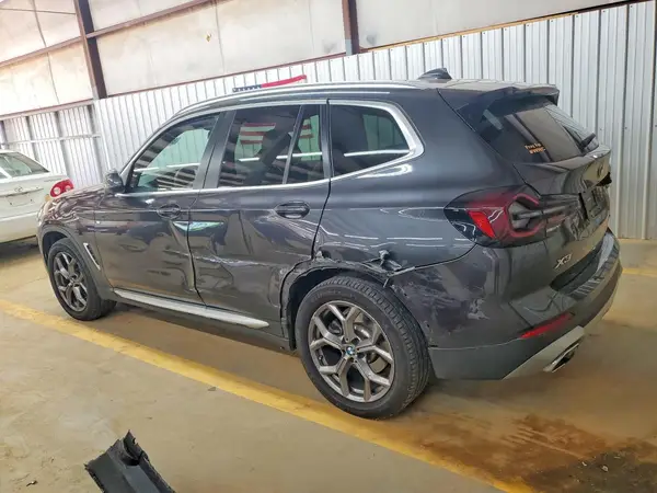 5UX53DP0XN9K21519 2022 BMW X3 - Image 2