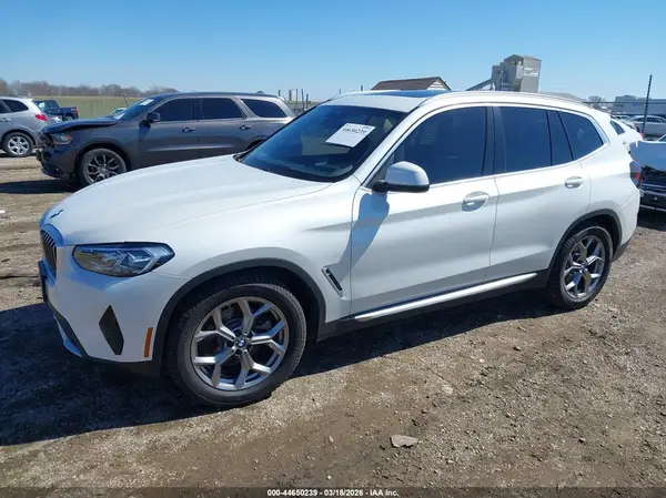5UX53DP0XN9K86211 2022 BMW X3 - Image 2