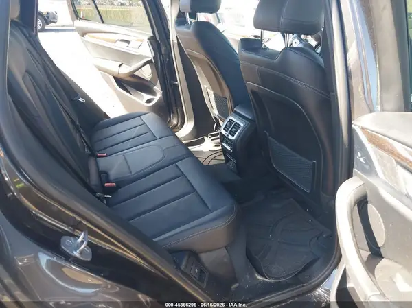 5UX53DP0XN9L24472 2022 BMW X3 - Image 8
