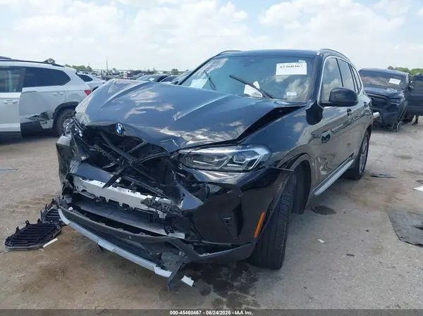5UX53DP0XN9L80086 2022 BMW X3 - Image 2