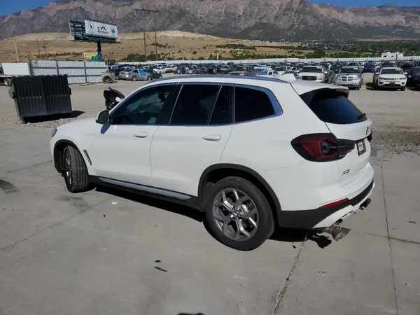 5UX53DP0XN9M65915 2022 BMW X3 - Image 2