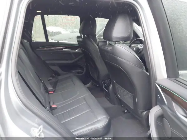 5UX53DP0XP9P36197 2023 BMW X3 - Image 8