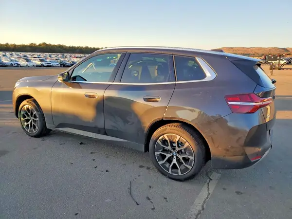 5UX53GP00T9185483 2026 BMW X3 - Image 2