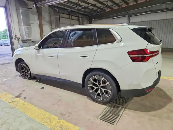 5UX53GP00T9224556 2026 BMW X3 - Image 2