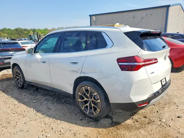 5UX53GP00T9355812 2026 BMW X3 - Image 2