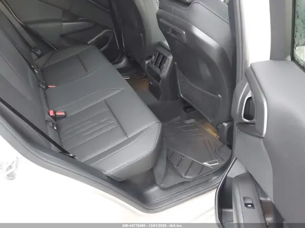 5UX53GP01T9174301 2026 BMW X3 - Image 8