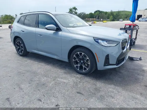 5UX53GP03S9099700 2025 BMW X3 - Image 1