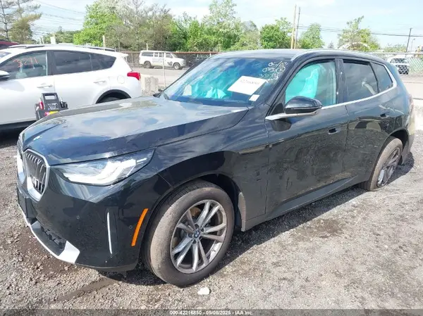 5UX53GP03S9Z66674 2025 BMW X3 - Image 2