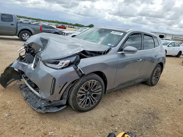 5UX53GP03T9225054 2026 BMW X3 - Image 1