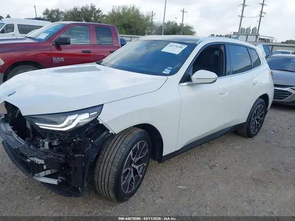 5UX53GP04T9315300 2026 BMW X3 - Image 2