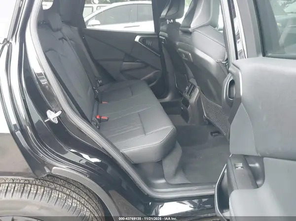 5UX53GP05S9Z72444 2025 BMW X3 - Image 8