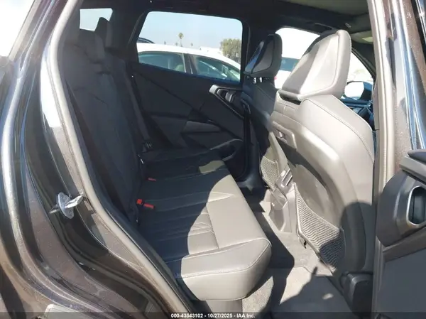 5UX53GP05T9142323 2026 BMW X3 - Image 8