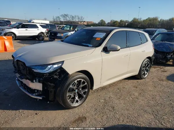 5UX53GP05T9211639 2026 BMW X3 - Image 2