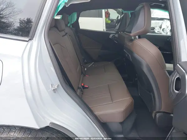 5UX53GP05T9224939 2026 BMW X3 - Image 8