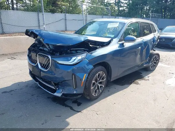 5UX53GP05T9350444 2026 BMW X3 - Image 2