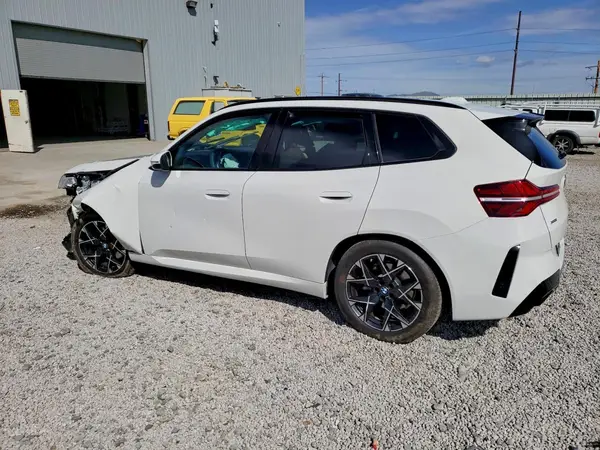 5UX53GP06S9124508 2025 BMW X3 - Image 2