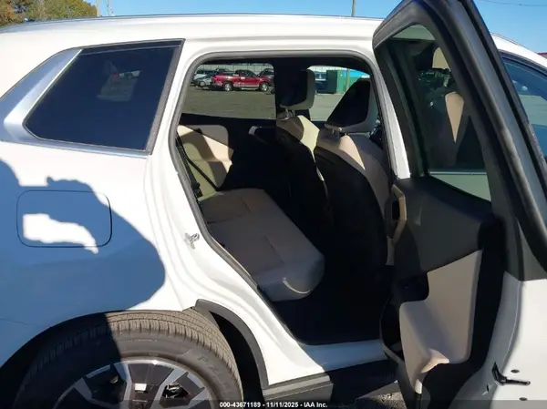 5UX53GP07S9001476 2025 BMW X3 - Image 8