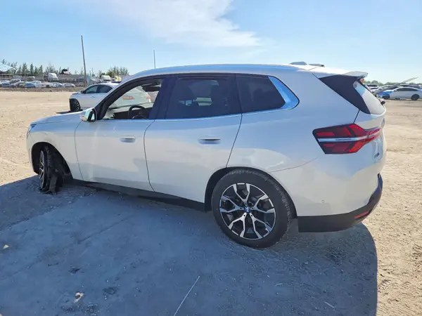 5UX53GP07T9353054 2026 BMW X3 - Image 2