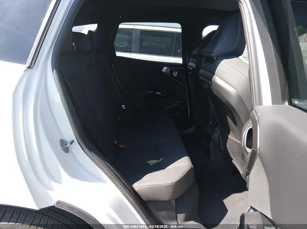 5UX53GP07T9359386 2026 BMW X3 - Image 8