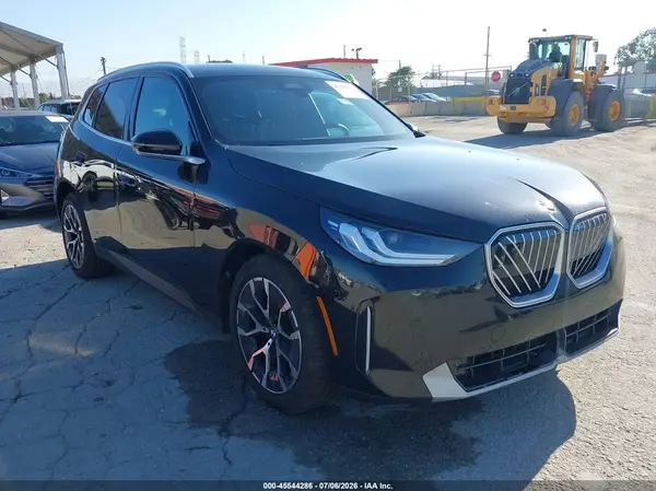 5UX53GP07T9423961 2026 BMW X3 - Image 1