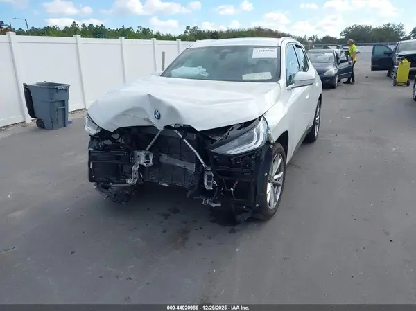 5UX53GP08S9Z97807 2025 BMW X3 - Image 2