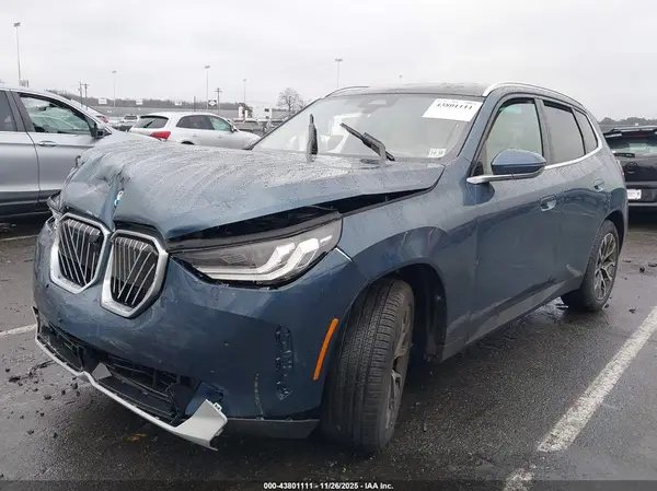 5UX53GP09T9194697 2026 BMW X3 - Image 2