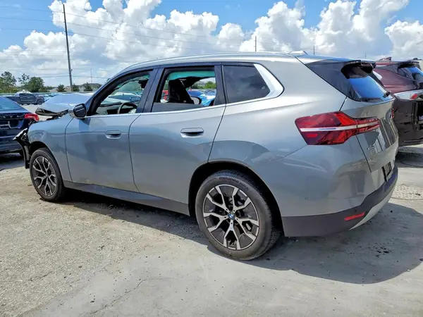 5UX53GP09T9211496 2026 BMW X3 - Image 2