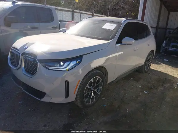 5UX53GP09T9230324 2026 BMW X3 - Image 2