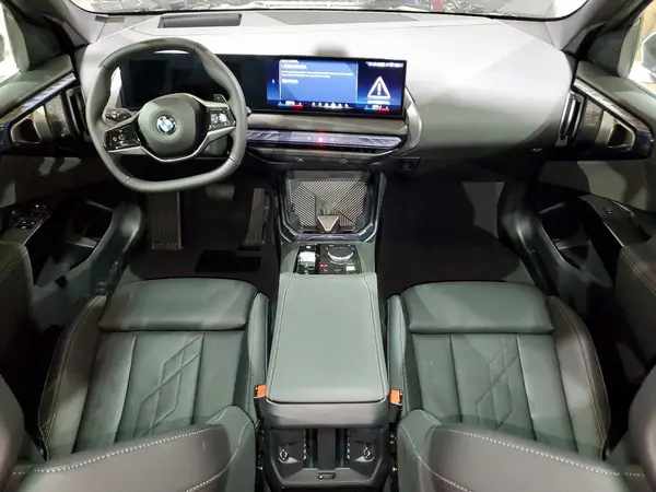 5UX53GP09T9275098 2026 BMW X3 - Image 8