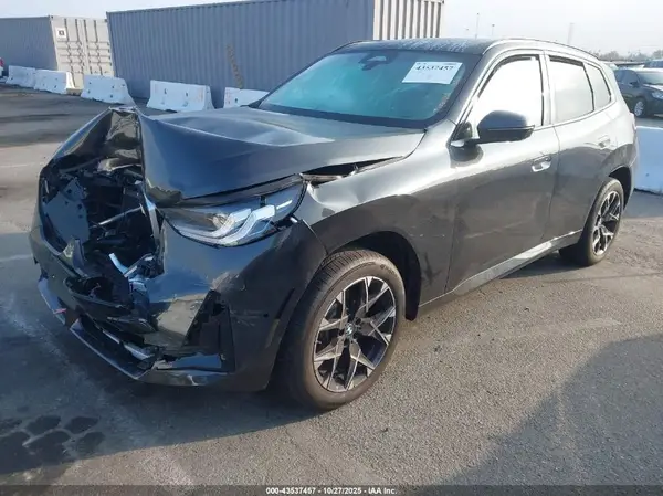 5UX53GP0XS9099693 2025 BMW X3 - Image 2