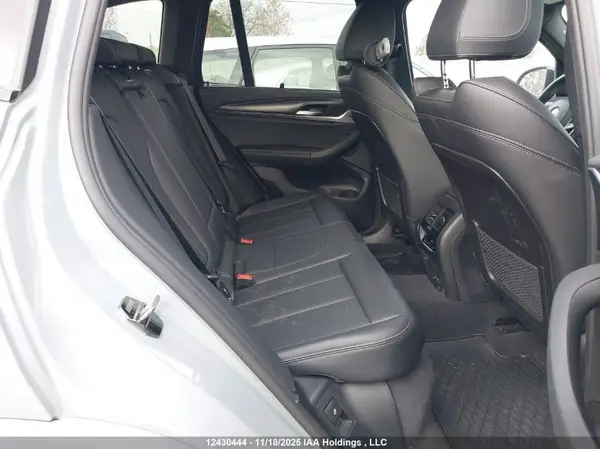 5UX63DP01N9J72456 2022 BMW X3 - Image 8